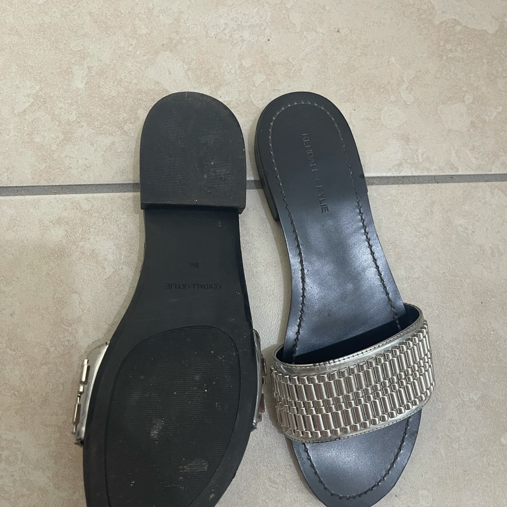 Sandals - Picture 2 of 3